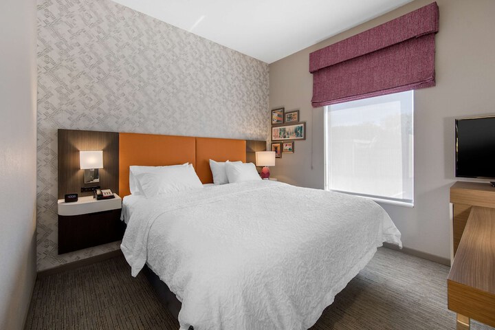 Room 14 of 46