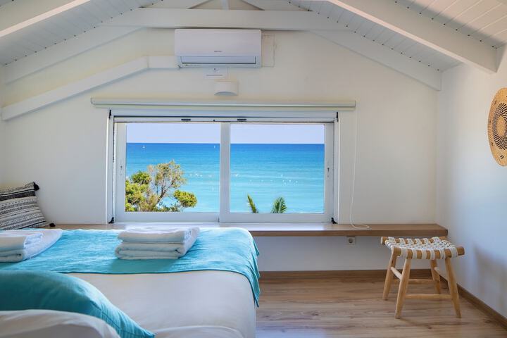 Room 2 of 59