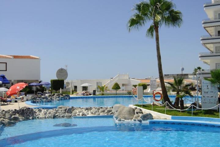 Pools & Facilities