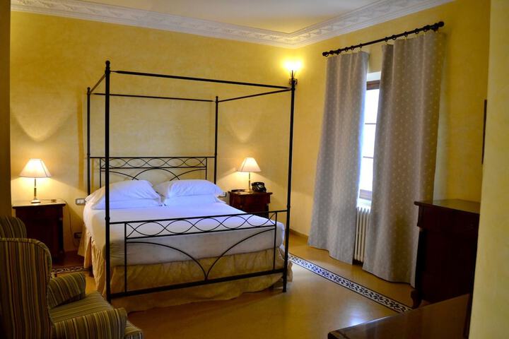Room 17 of 55