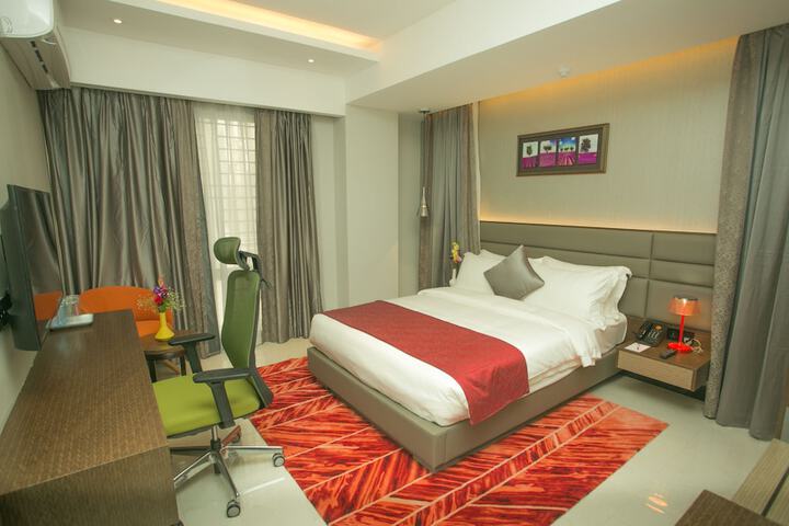 Room 17 of 45