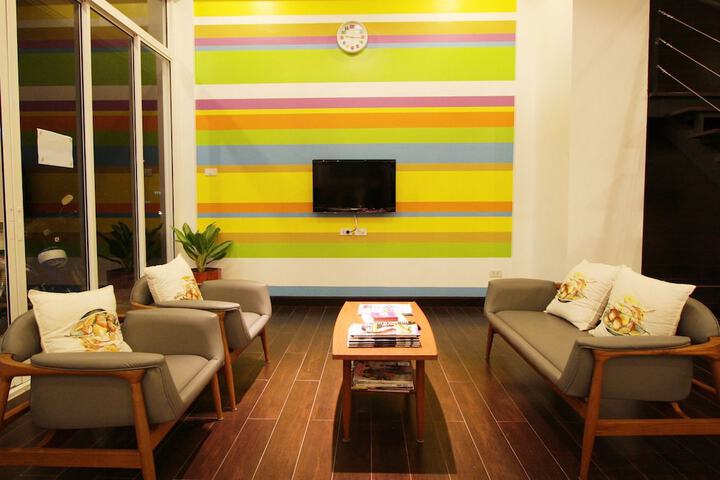 Entrance & Lobby