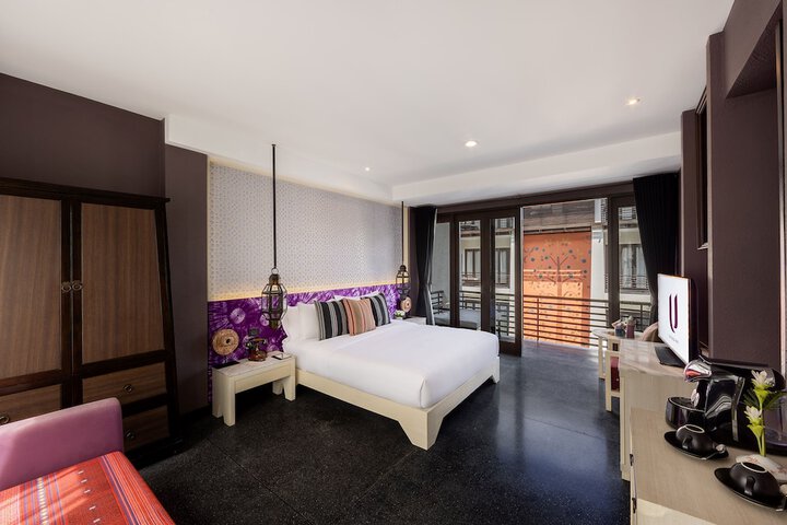 Room 26 of 73