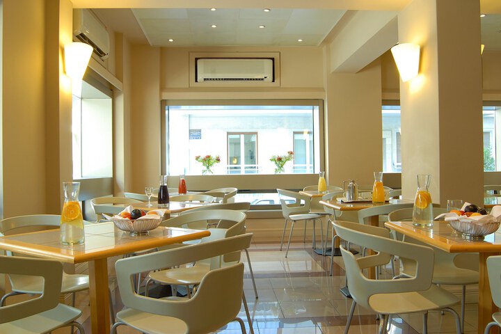 Coffee shop