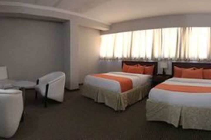 Room 10 of 46