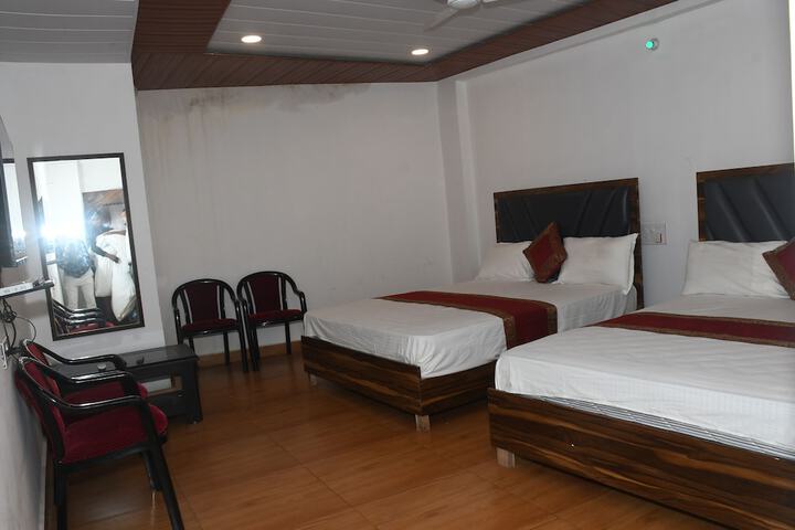 Room 41 of 78