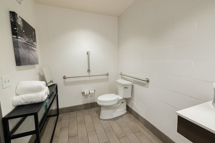 Room 75 of 111