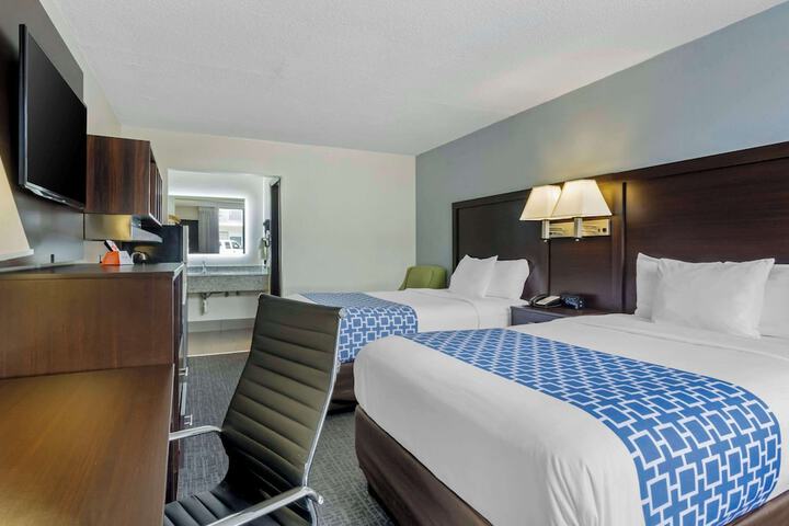 2 Double Beds Efficiency (4 of 4)