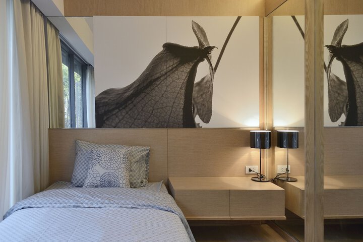 Room 9 of 60