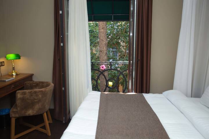 Room 20 of 41