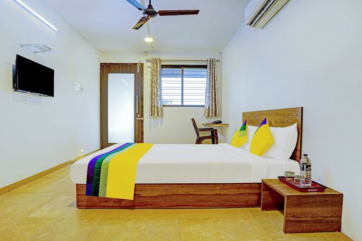 Room 16 of 25