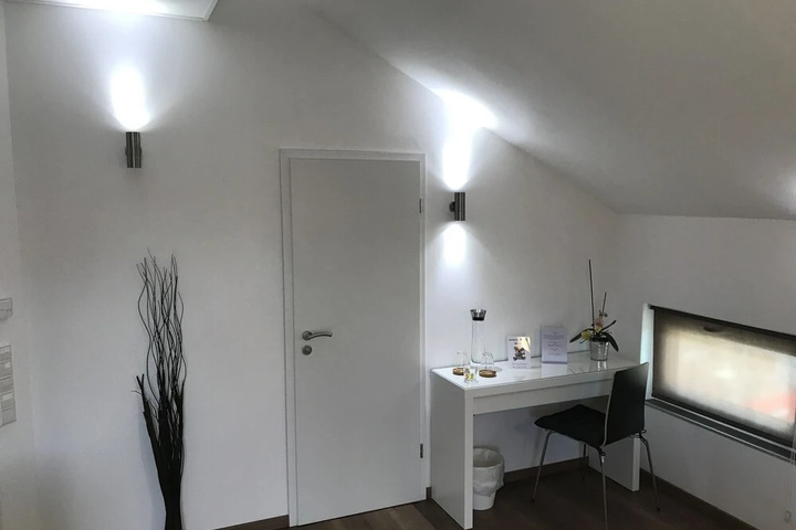 Room 3 of 17