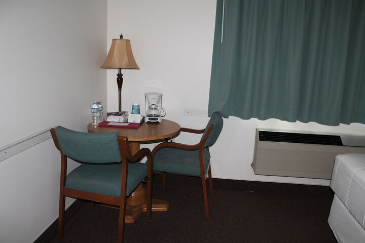 Luxury Single Room (5 of 11)