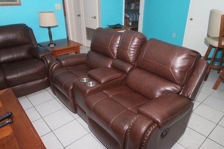 Room 10 of 20
