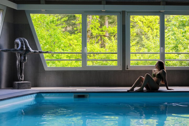 Pool 39 of 67