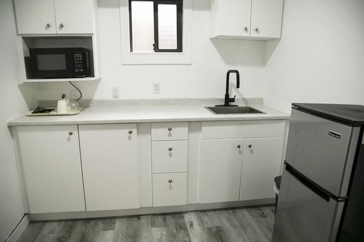 Room 8 of 40
