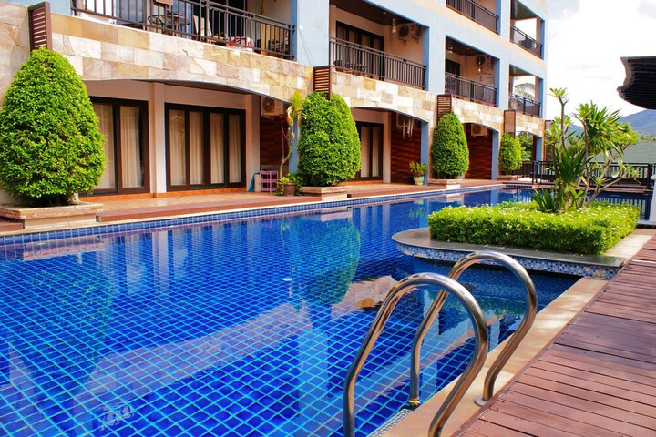 Pool 88 of 105