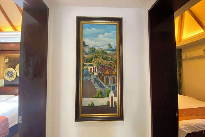 Room 16 of 178