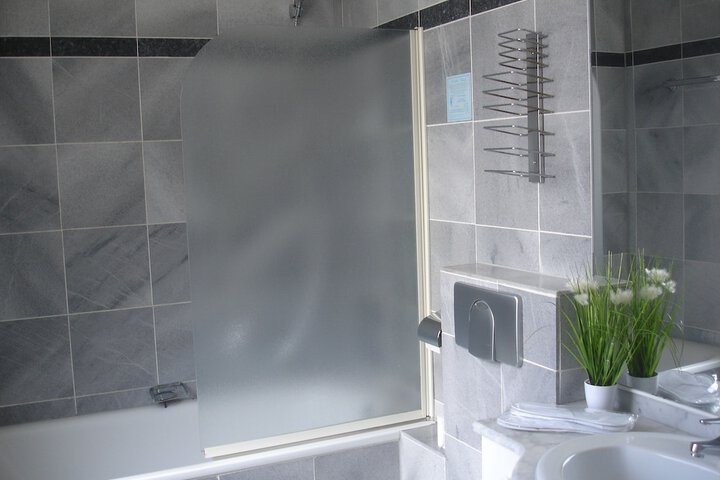 Clean Restrooms