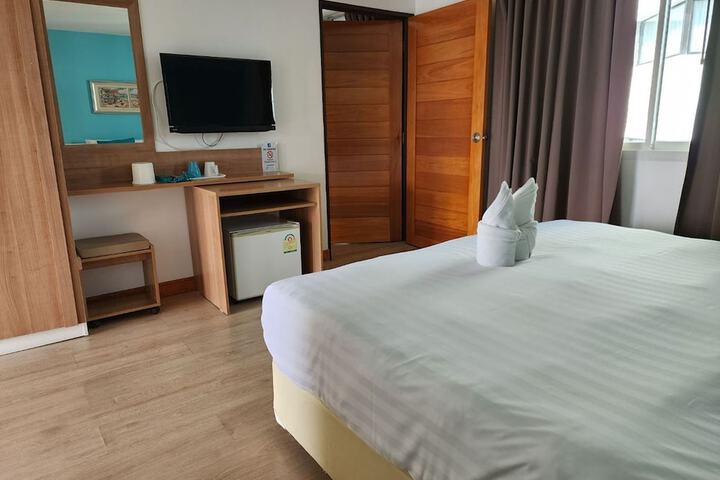 Room 15 of 56