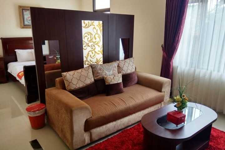 Room 26 of 108