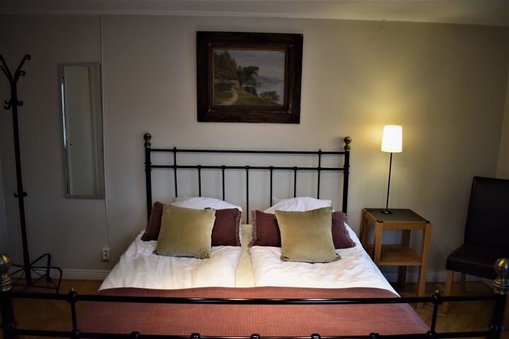 Room 54 of 84