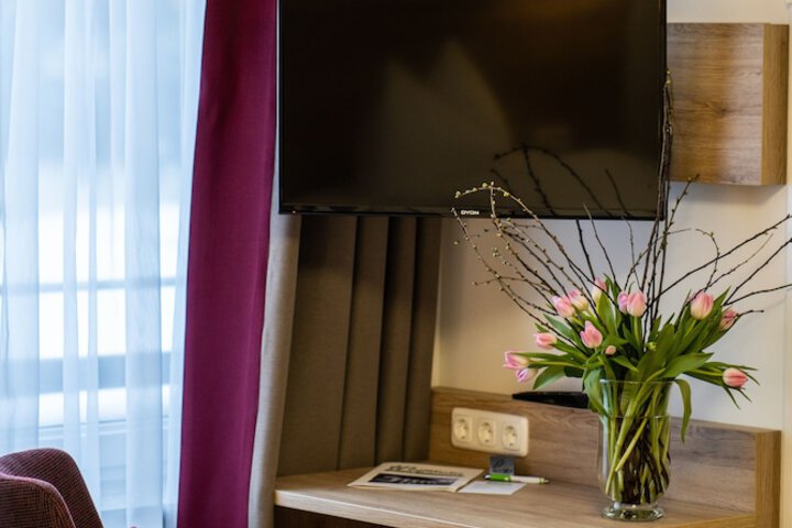 Room 8 of 47