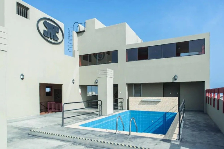 Pool 7 of 11