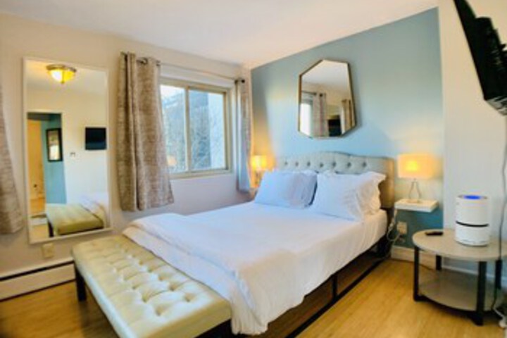 Room 15 of 21