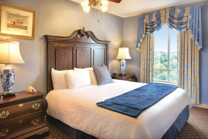 Room 10 of 50