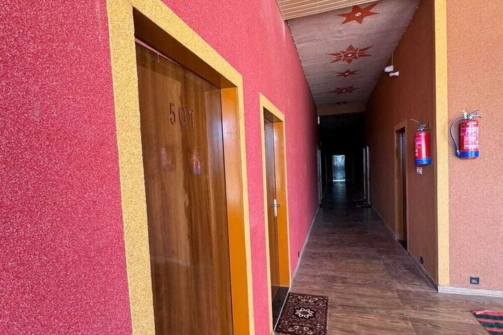 Ballroom/Hall 24 of 28