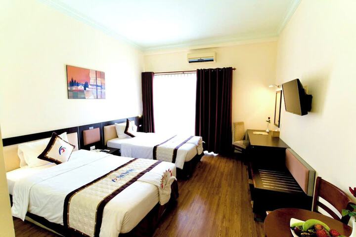 Room 50 of 127