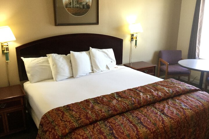 Room 7 of 47