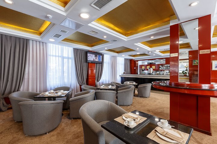 Dining Photos