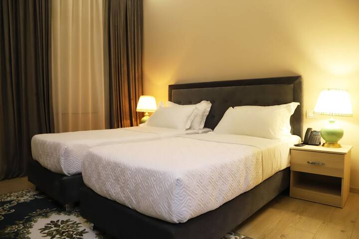 Room 45 of 139