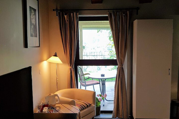 Room 19 of 89
