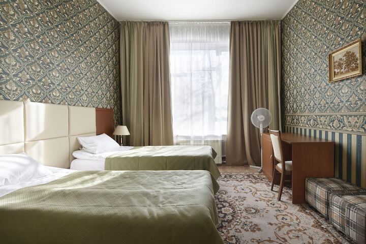 Room 6 of 47