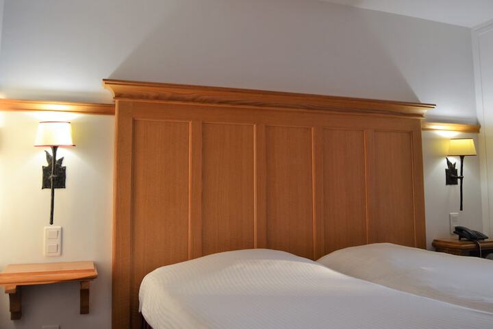 Room 18 of 95