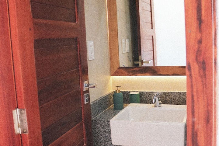 Room 20 of 31