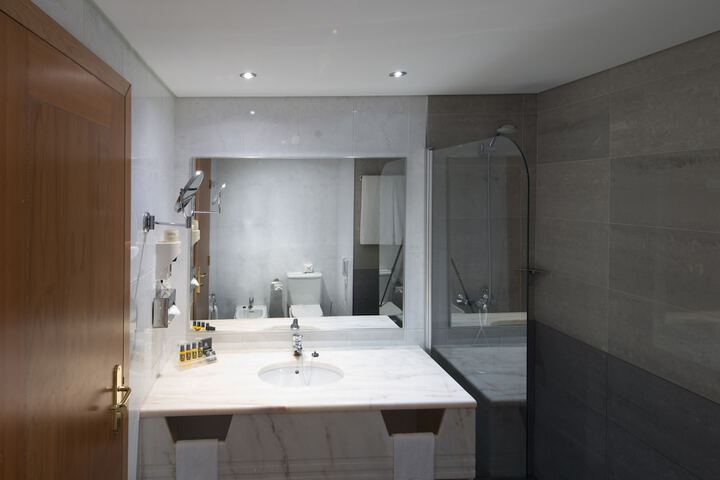 Bath Interior