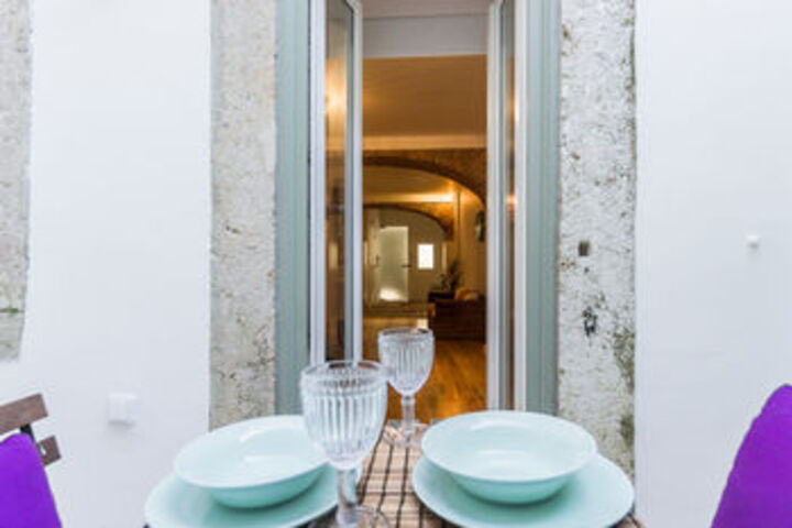 Dining 145 of 147