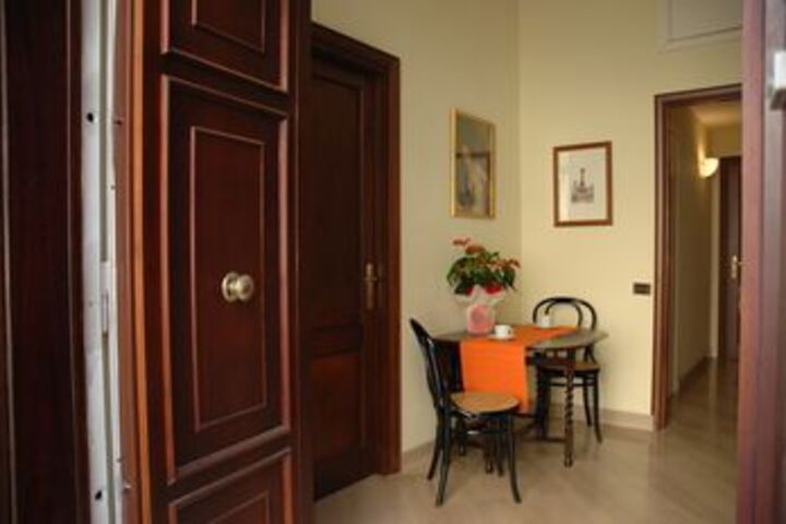 Room 14 of 17
