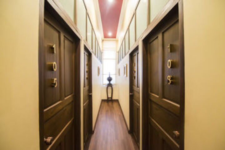 Ballroom/Hall 11 of 19