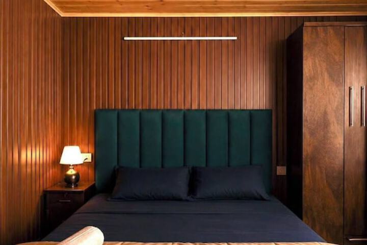 Room 3 of 35