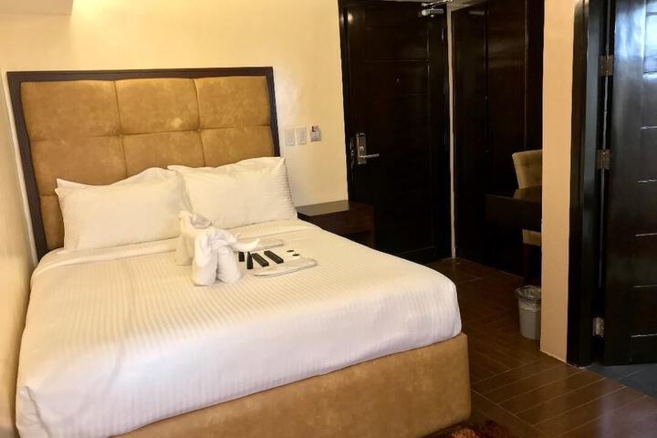 Room 44 of 63