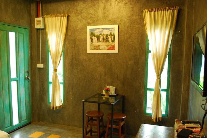 Room 9 of 22