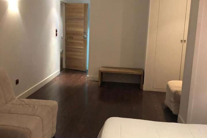 Room 25 of 56