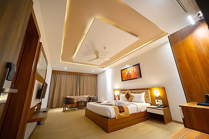 Room 43 of 95