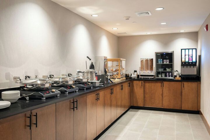 Breakfast/Coffee Service 70 of 84