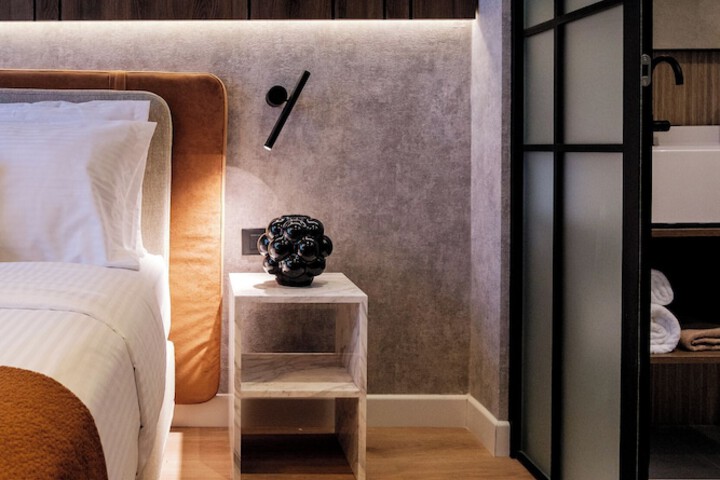 Room 12 of 41